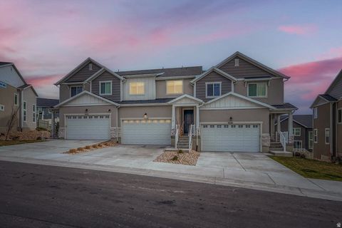 Photo of 1028 N FREEMAN DR, Saratoga Springs, UT 84045 (MLS # 2125628)