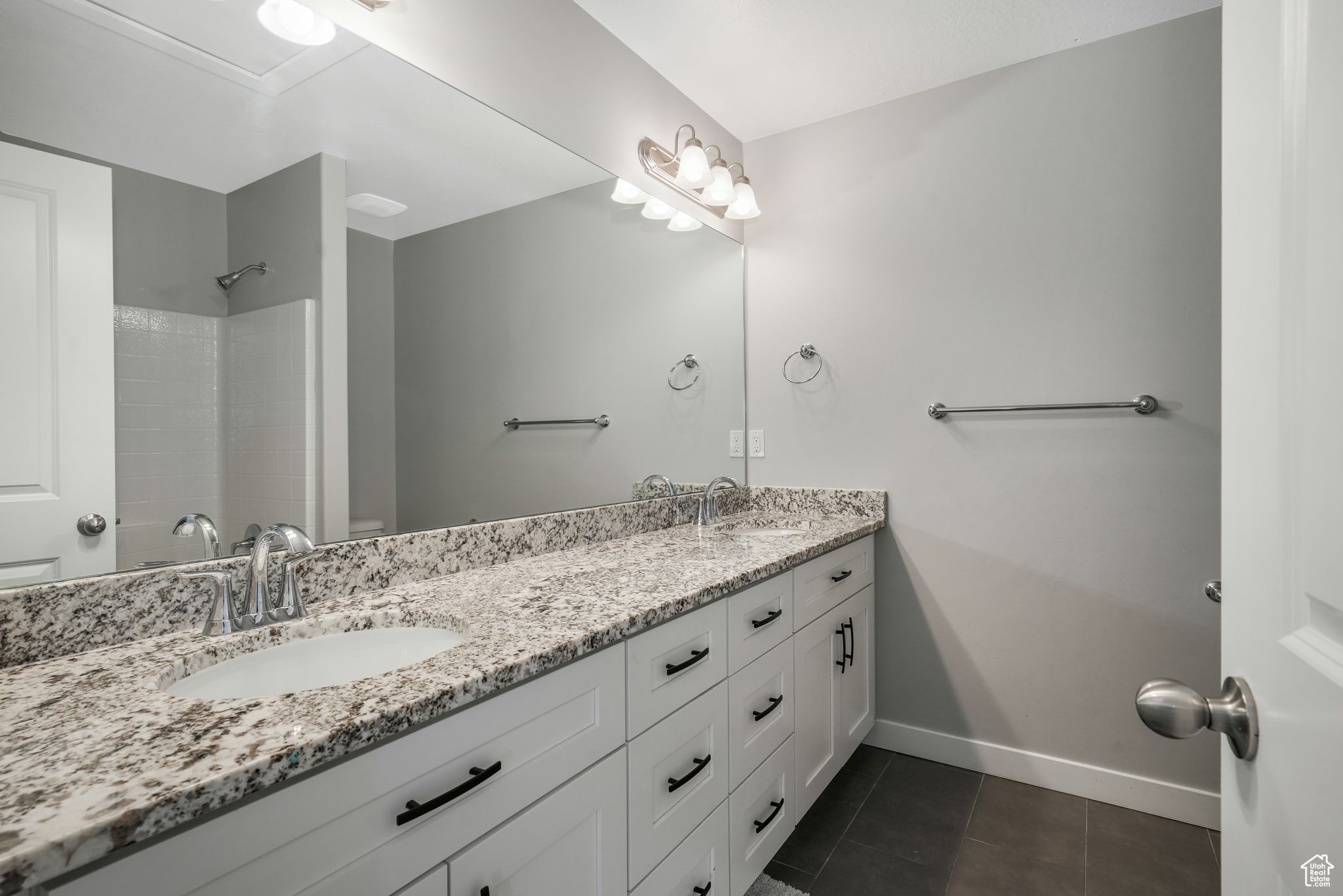 MILLER CROSSING - Residential