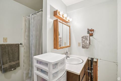 Tiny photo for 5518 E ASHLEY DR, Oakley, UT 84055 (MLS # 2108985)