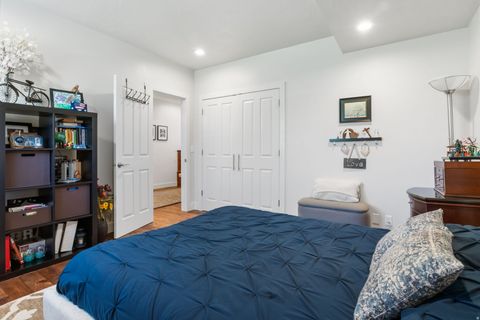 Tiny photo for 1293 W MARGARET VIEW CIR, Riverton, UT 84065 (MLS # 2158262)