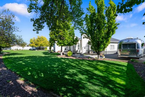 Tiny photo for 1293 W MARGARET VIEW CIR, Riverton, UT 84065 (MLS # 2158262)