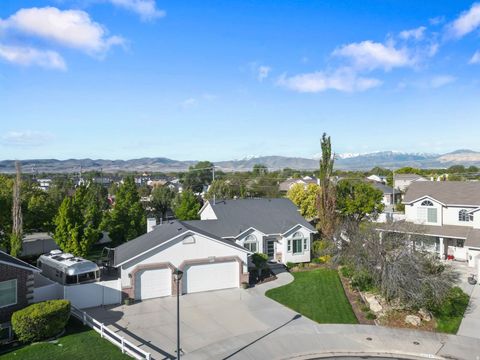 Tiny photo for 1293 W MARGARET VIEW CIR, Riverton, UT 84065 (MLS # 2158262)