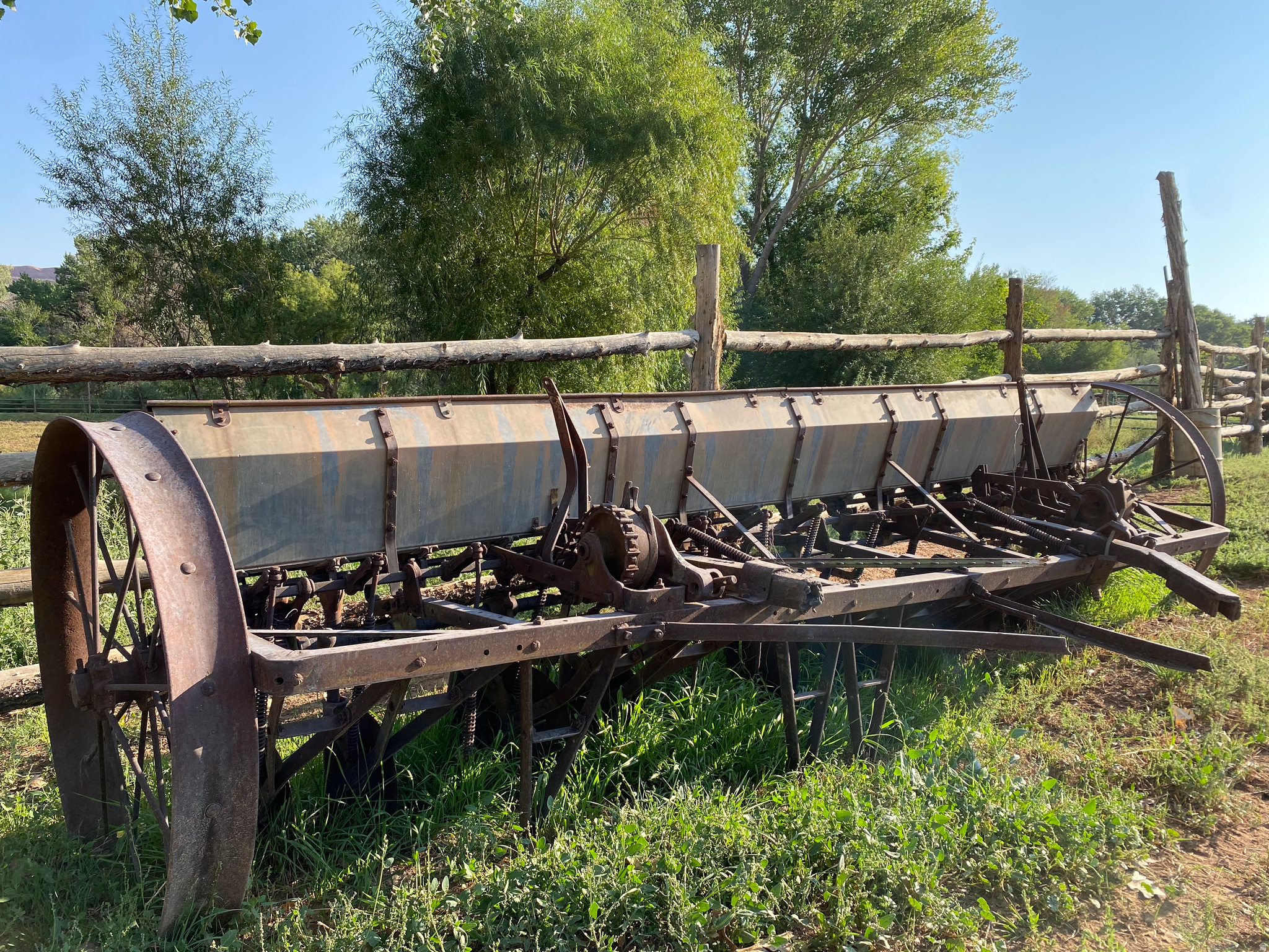 SEC 1 T26S R21E - Land