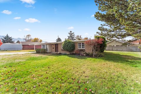 Tiny photo for 4350 S ALBRIGHT DR E, Holladay, UT 84124 (MLS # 2124133)