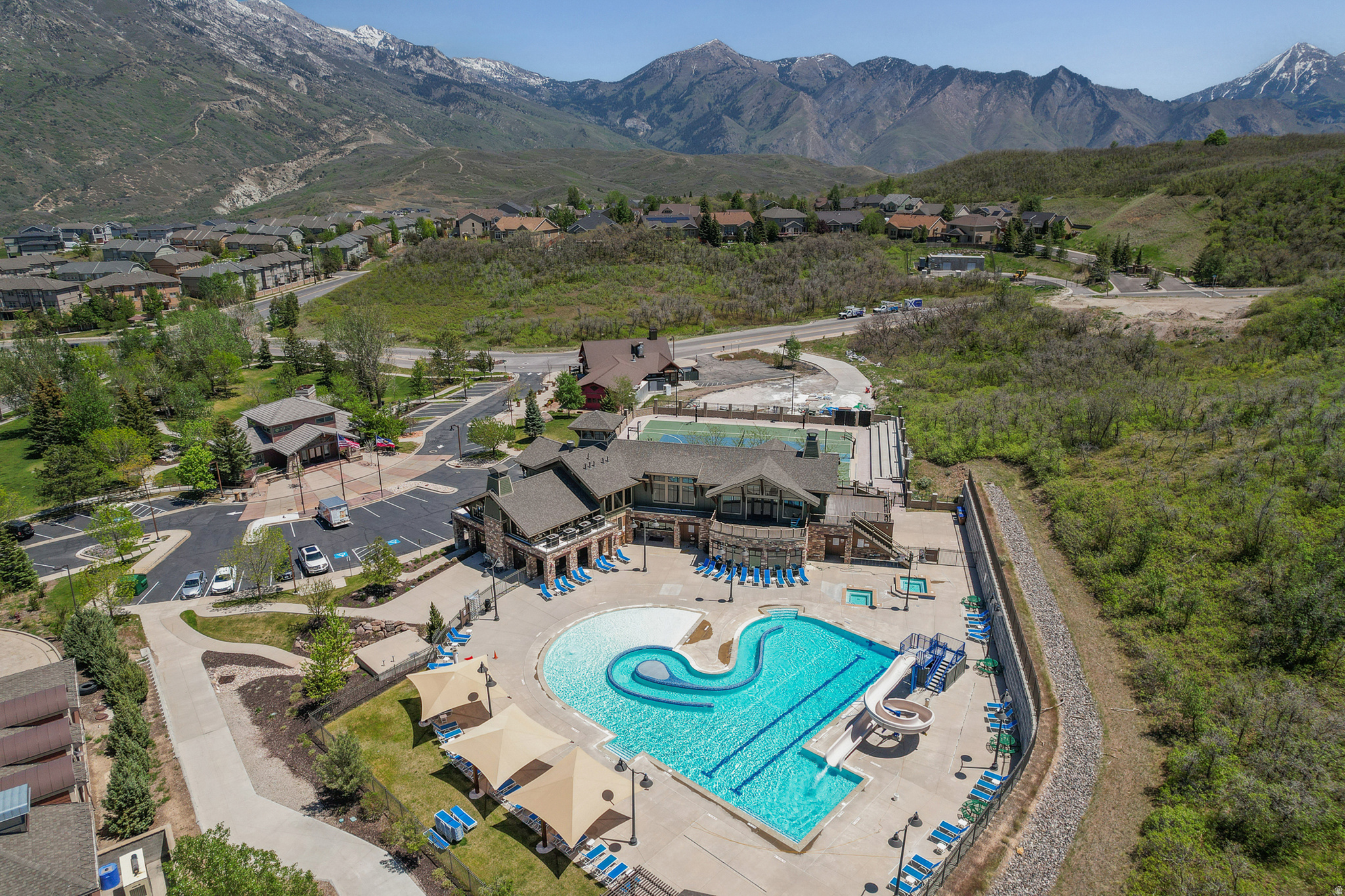 SUNCREST/EDELWEISS - Residential