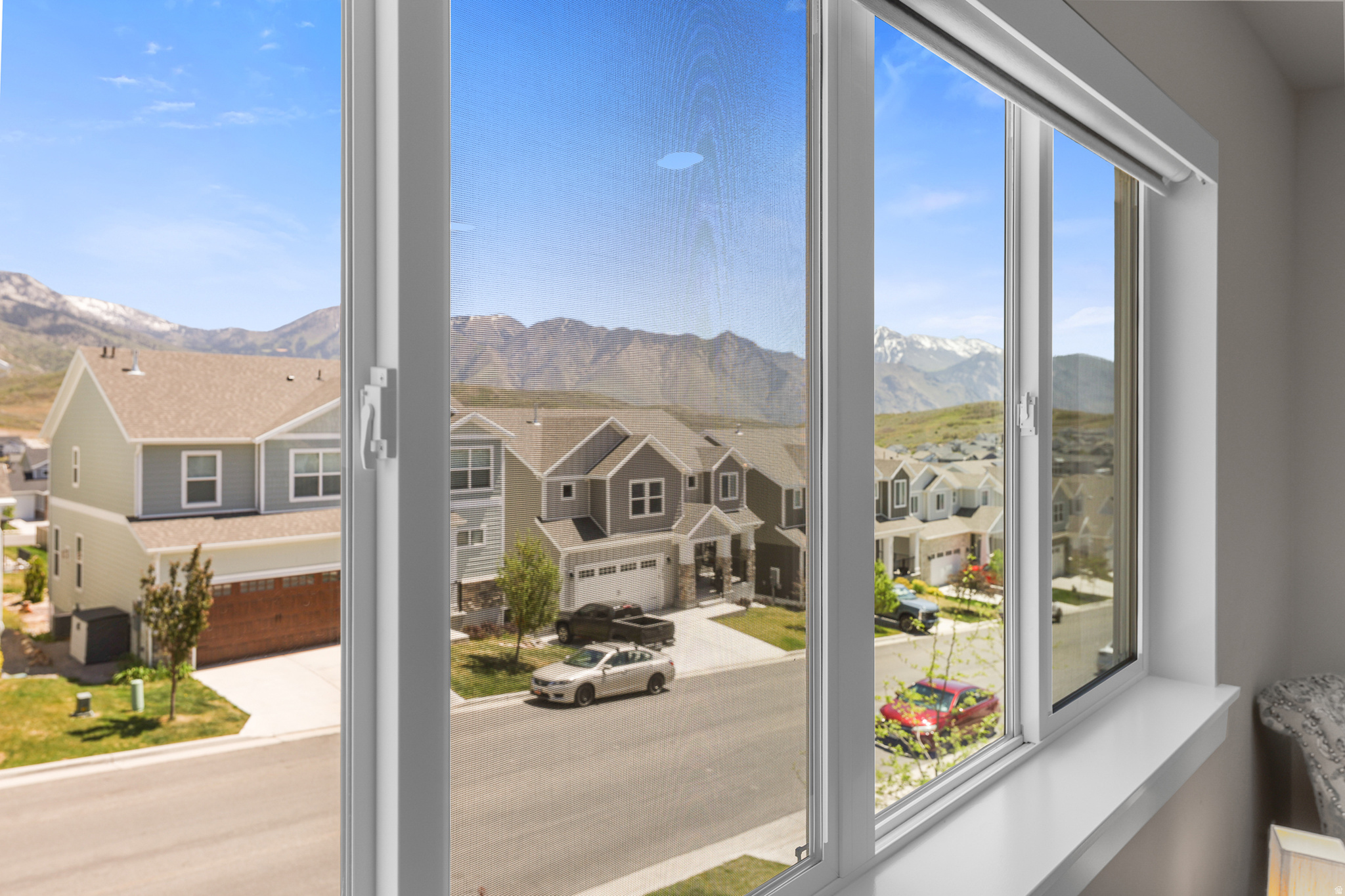 SUNCREST/EDELWEISS - Residential