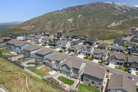 Tiny photo for 14706 S GLACIAL PEAK DR, Draper, UT 84020 (MLS # 2158596)