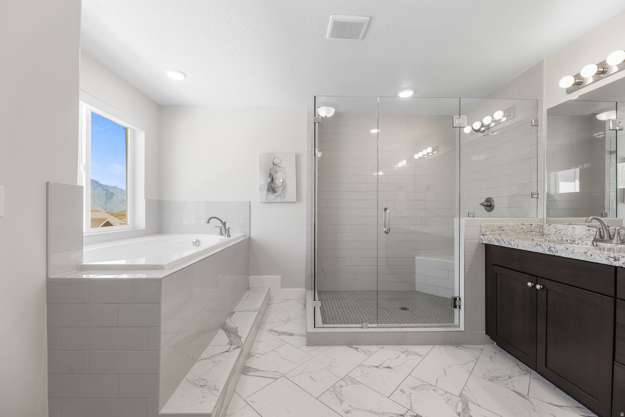 SUNCREST/EDELWEISS - Residential