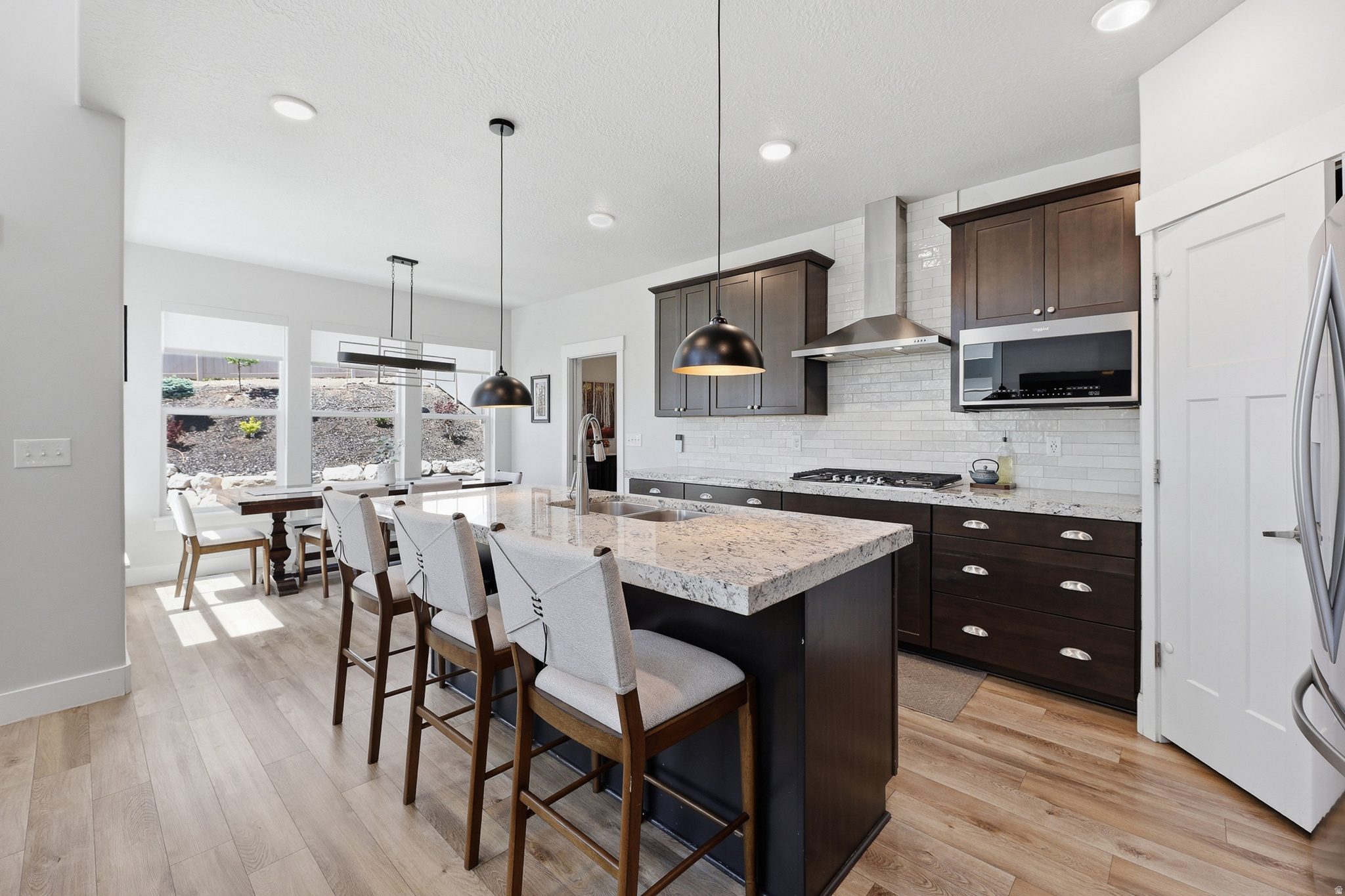 SUNCREST/EDELWEISS - Residential