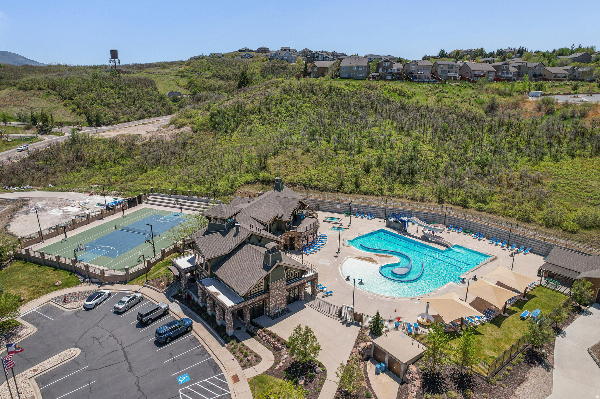 SUNCREST/EDELWEISS - Residential