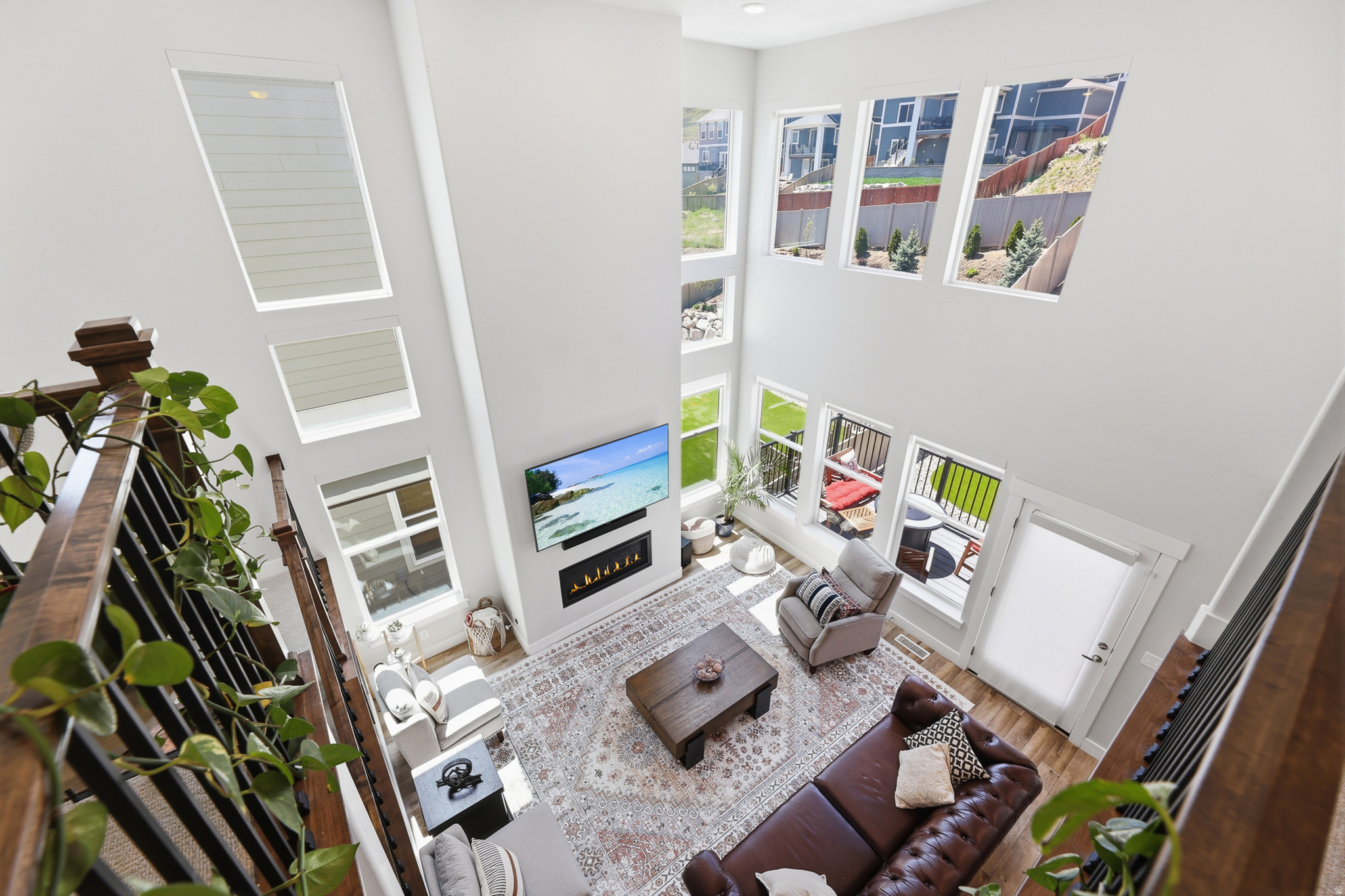 SUNCREST/EDELWEISS - Residential