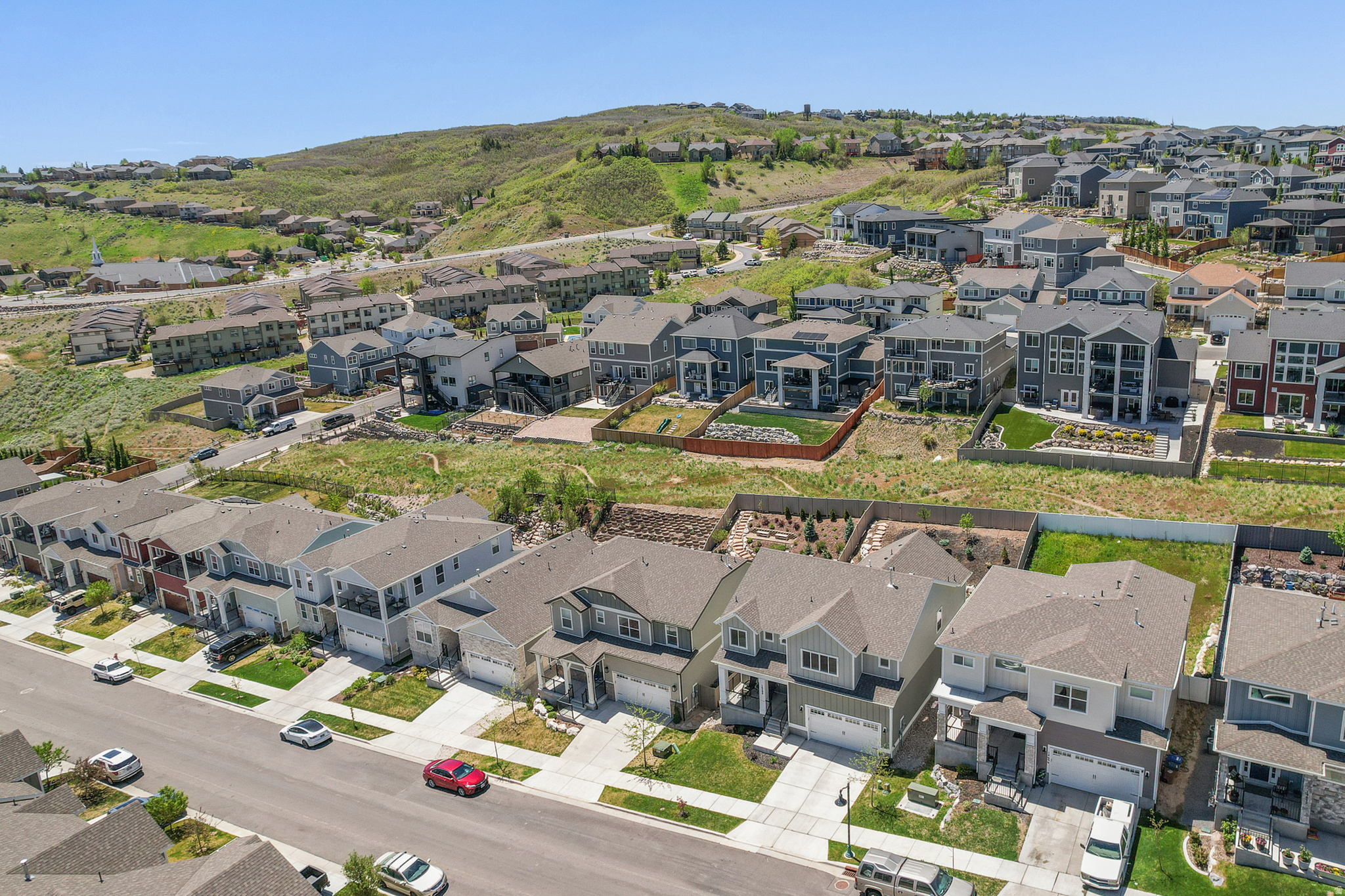SUNCREST/EDELWEISS - Residential