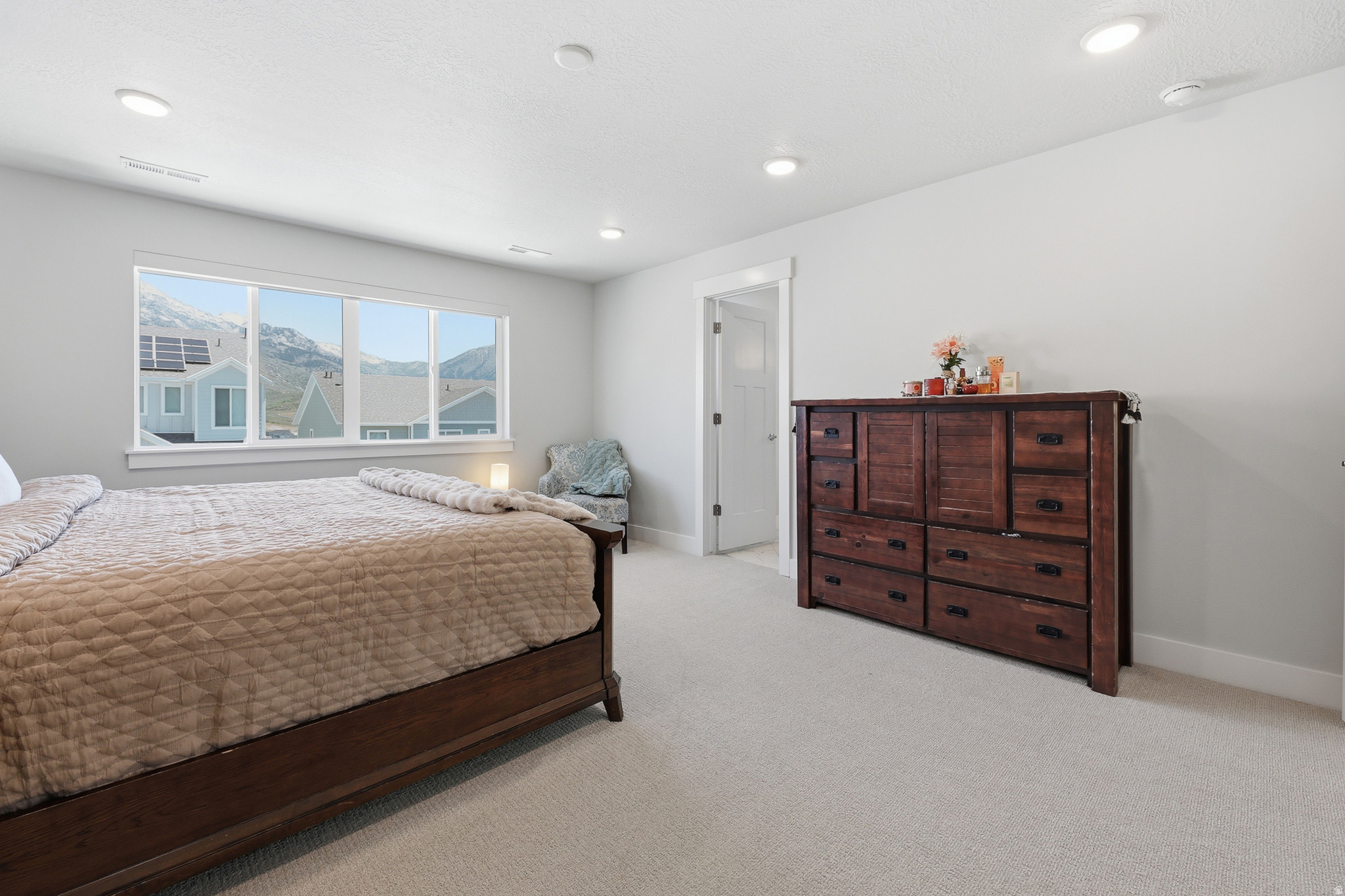 SUNCREST/EDELWEISS - Residential
