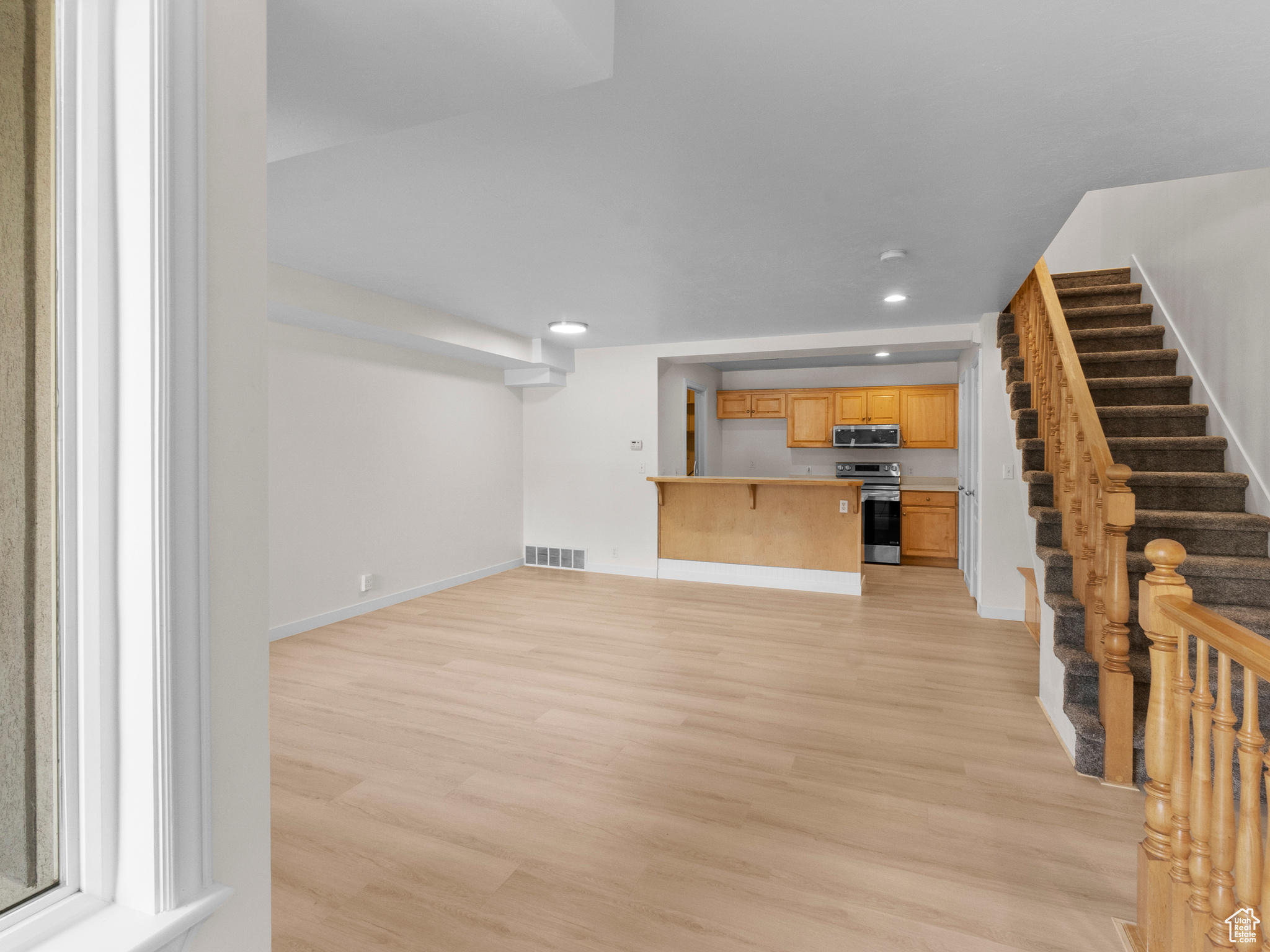 WILLOW GROVE CONDOMINIUMS - Residential