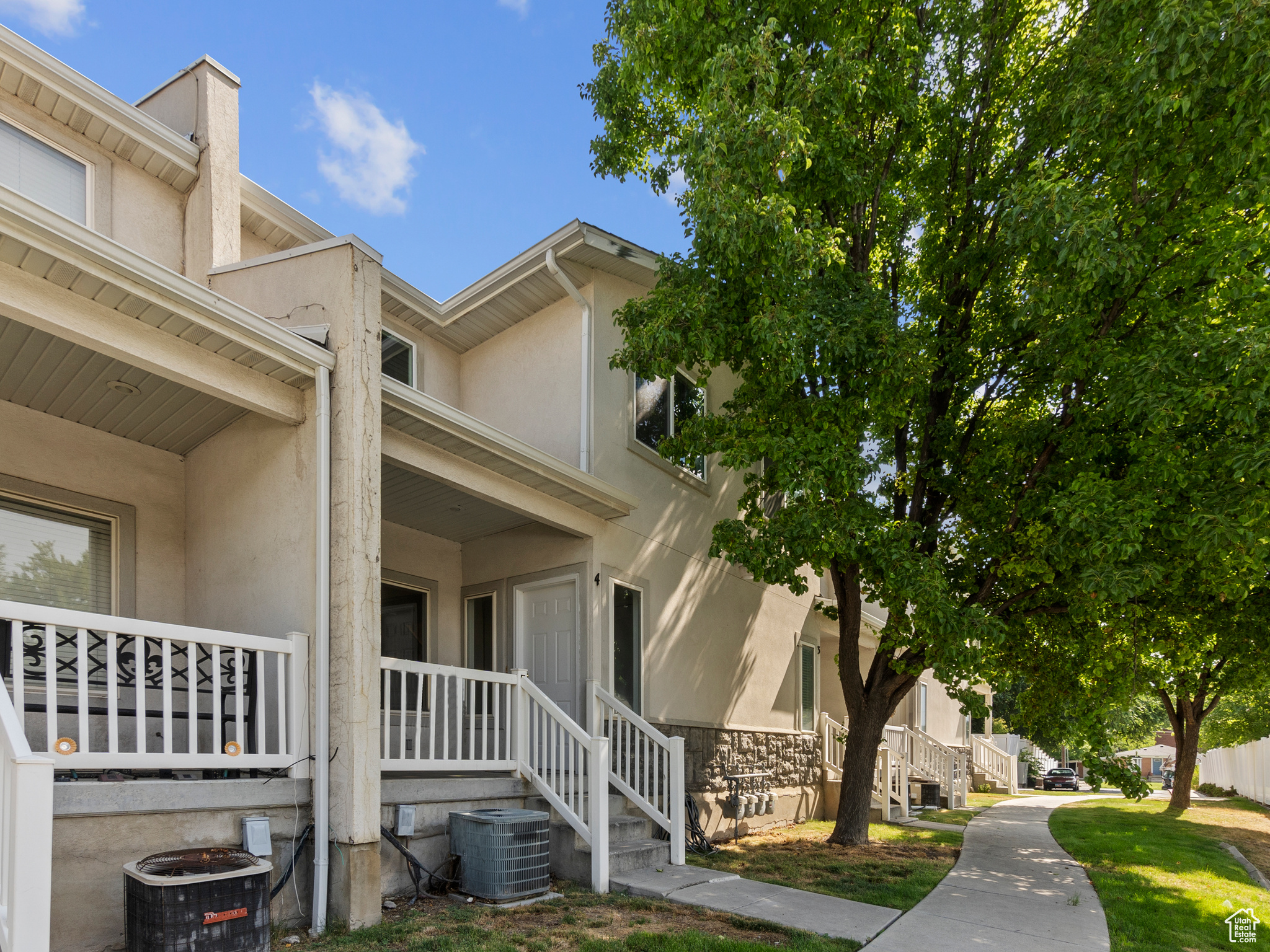 WILLOW GROVE CONDOMINIUMS - Residential