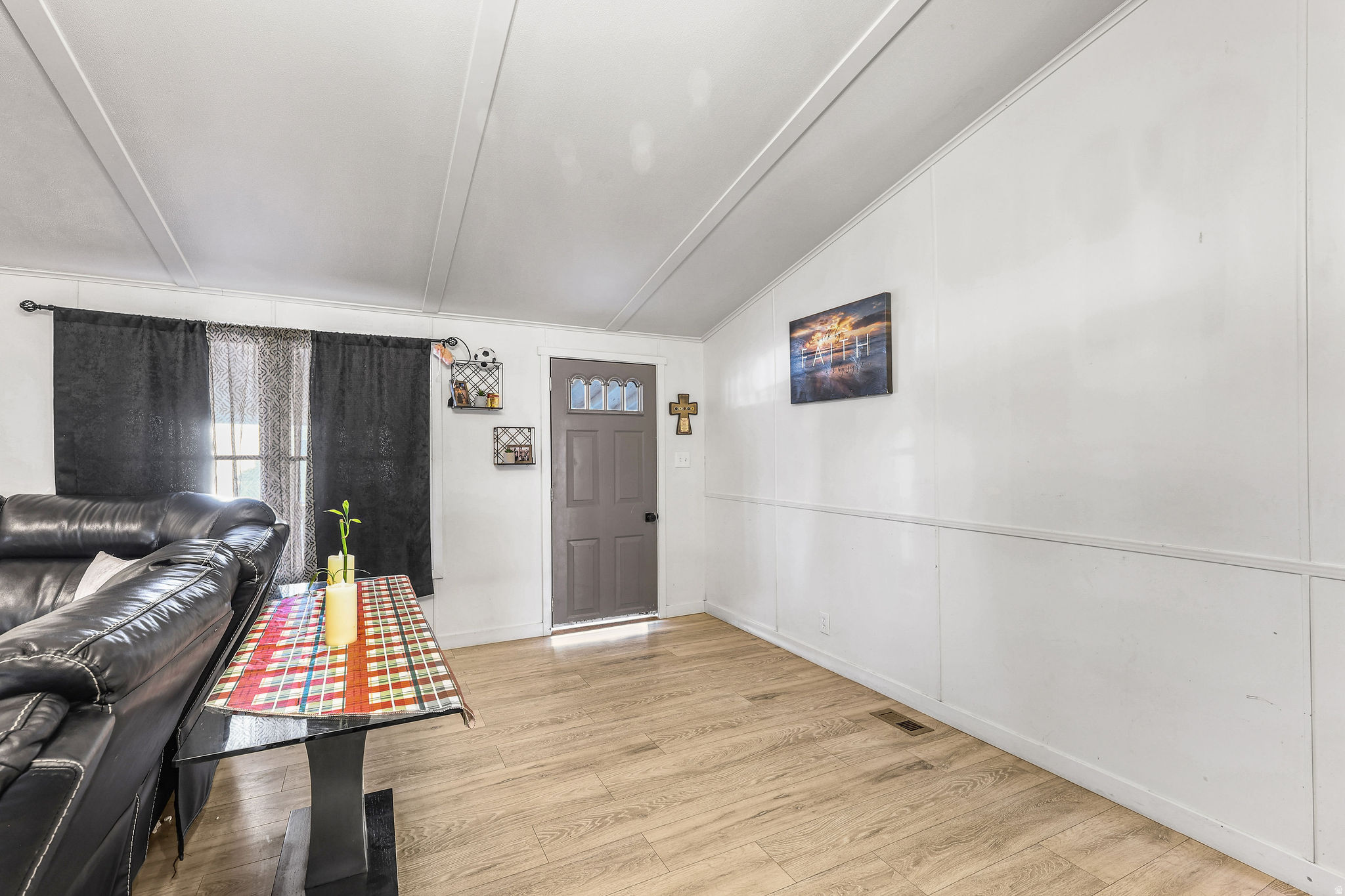 LAKEVIEW ESTATES - Residential