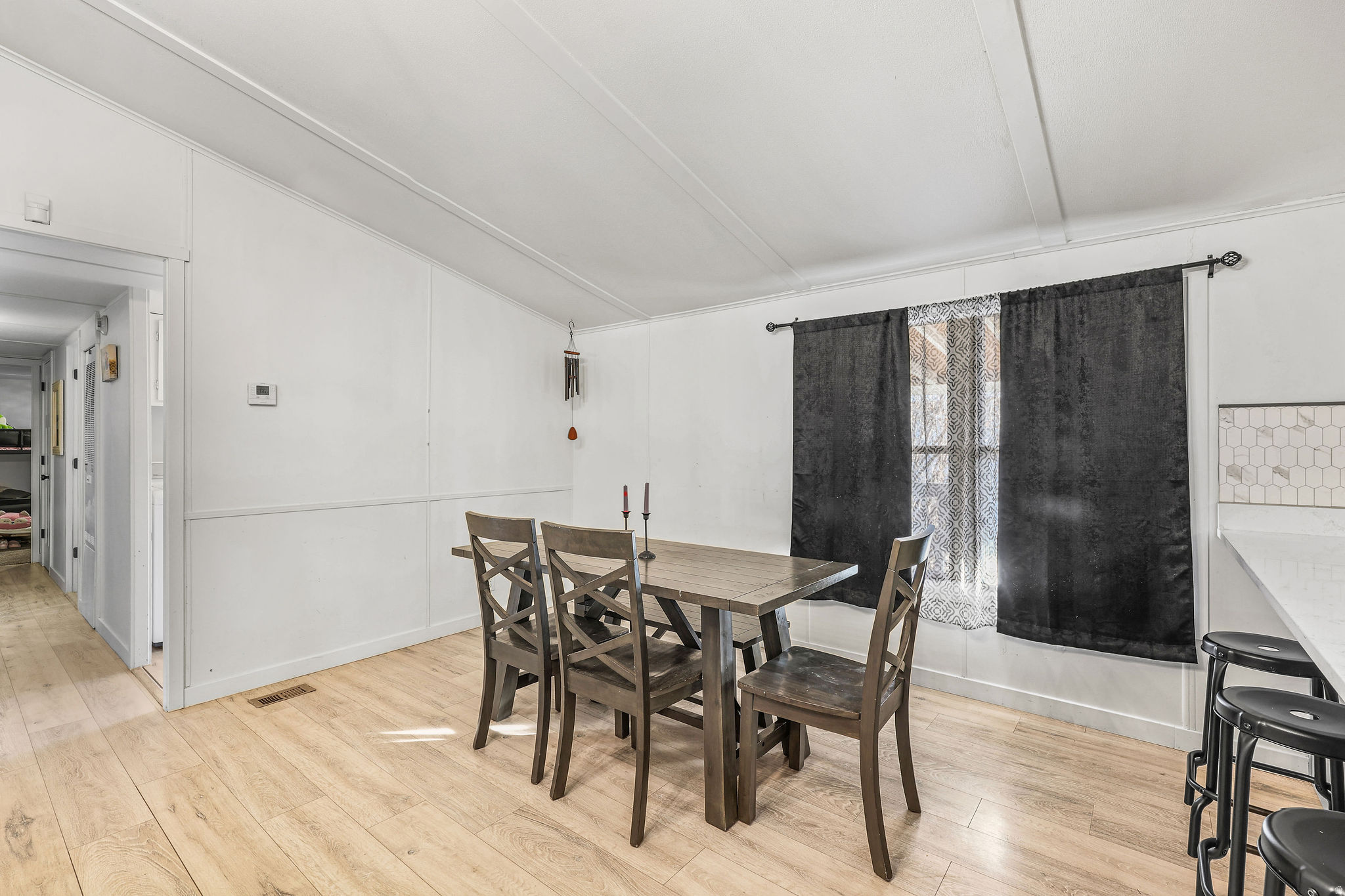 LAKEVIEW ESTATES - Residential