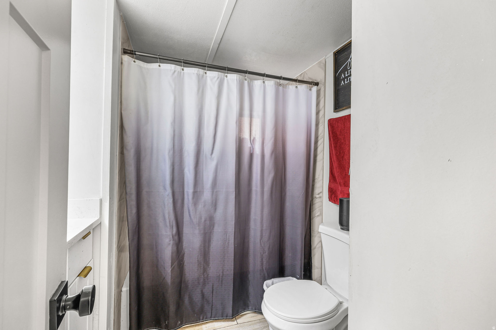 LAKEVIEW ESTATES - Residential