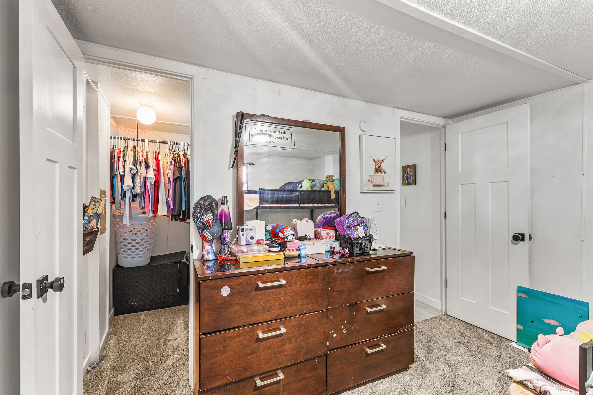 LAKEVIEW ESTATES - Residential