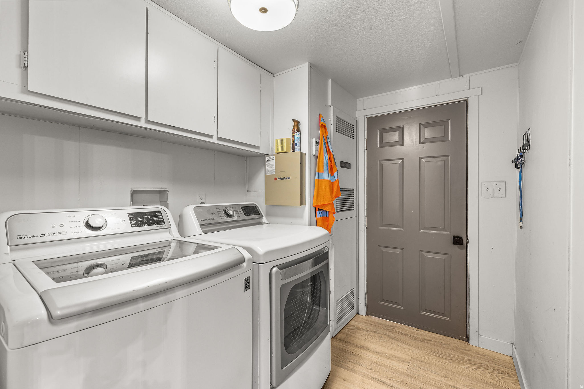 LAKEVIEW ESTATES - Residential