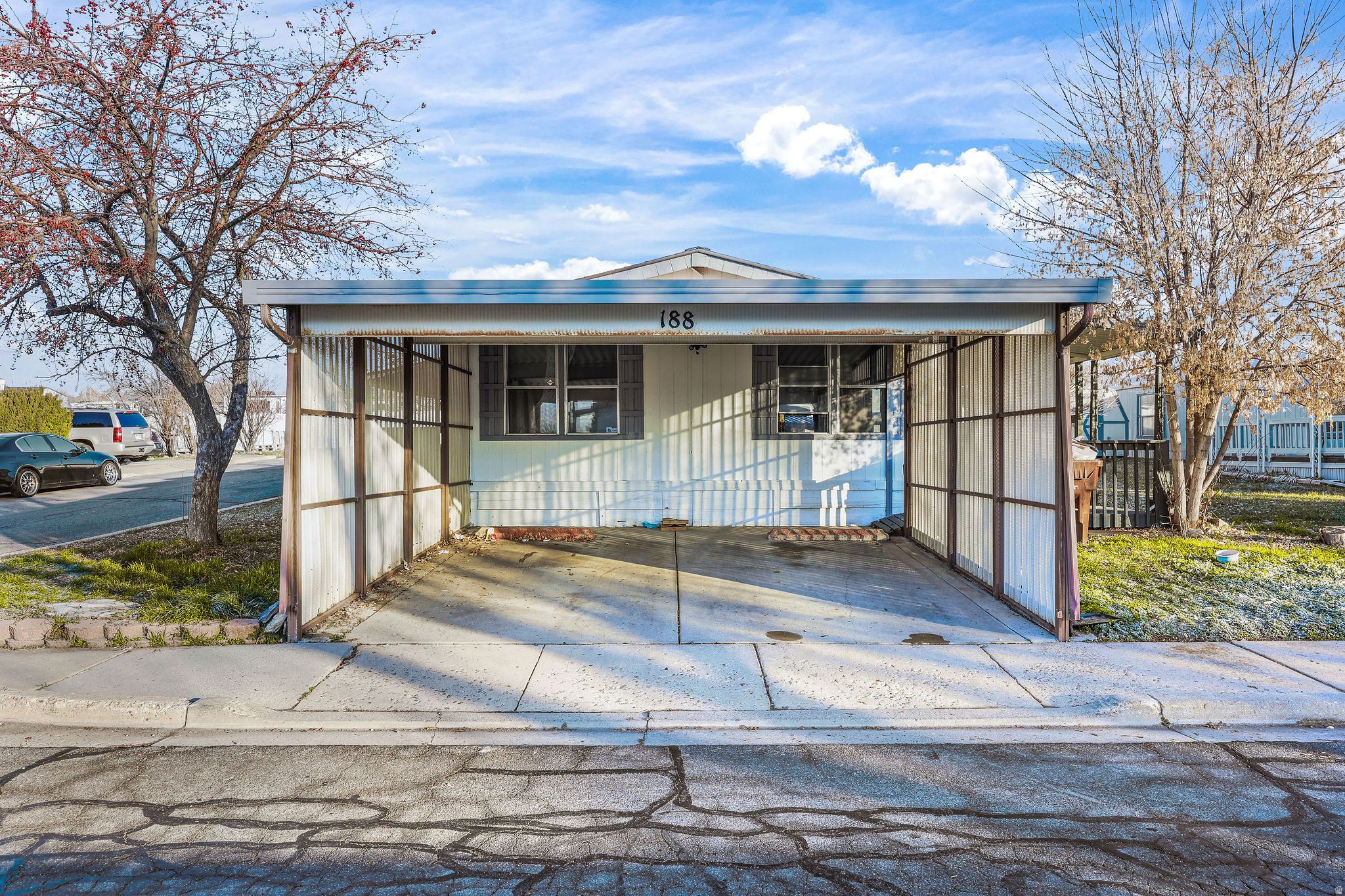 LAKEVIEW ESTATES - Residential