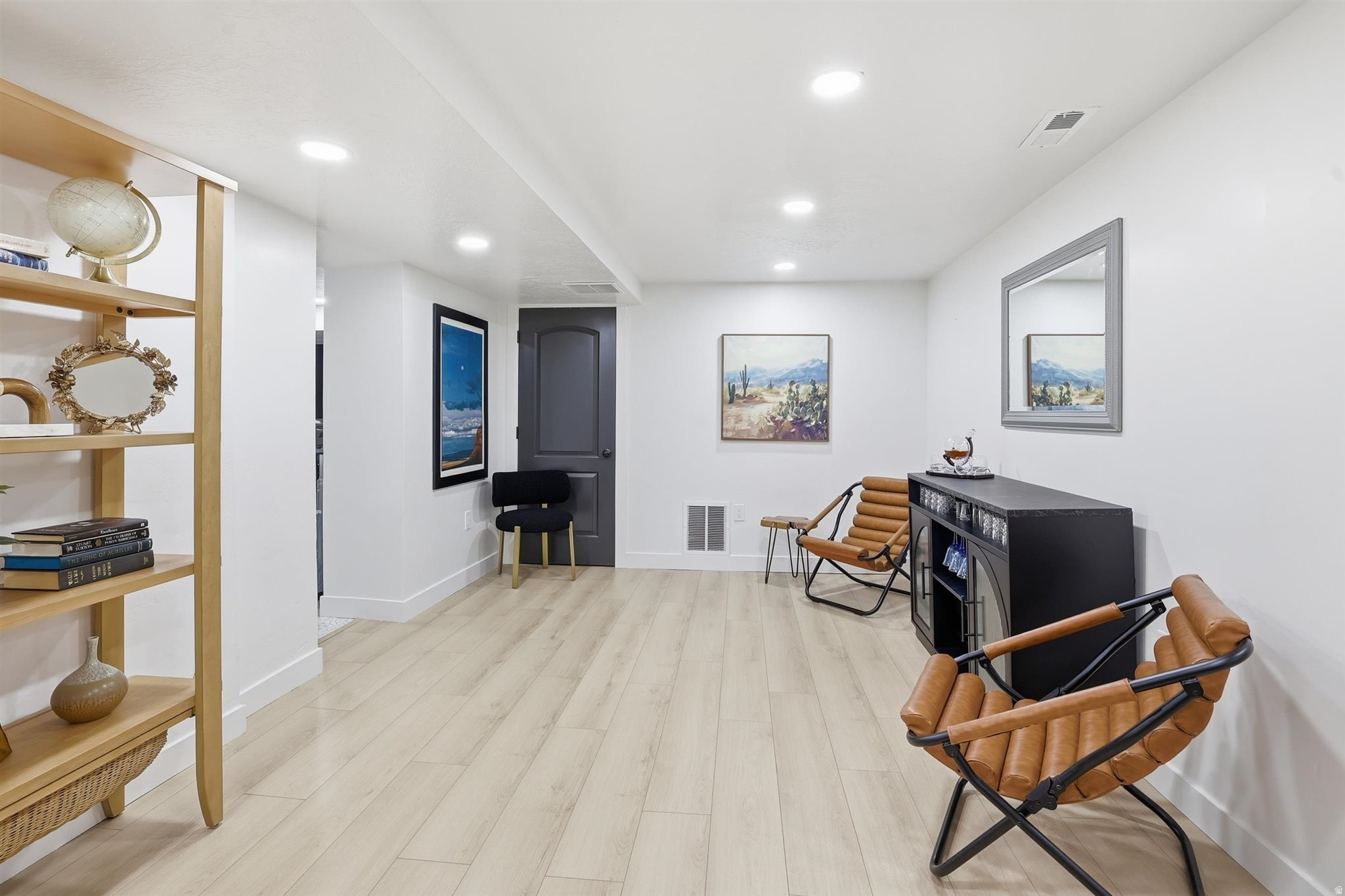 KRISTEN KOVE - Residential