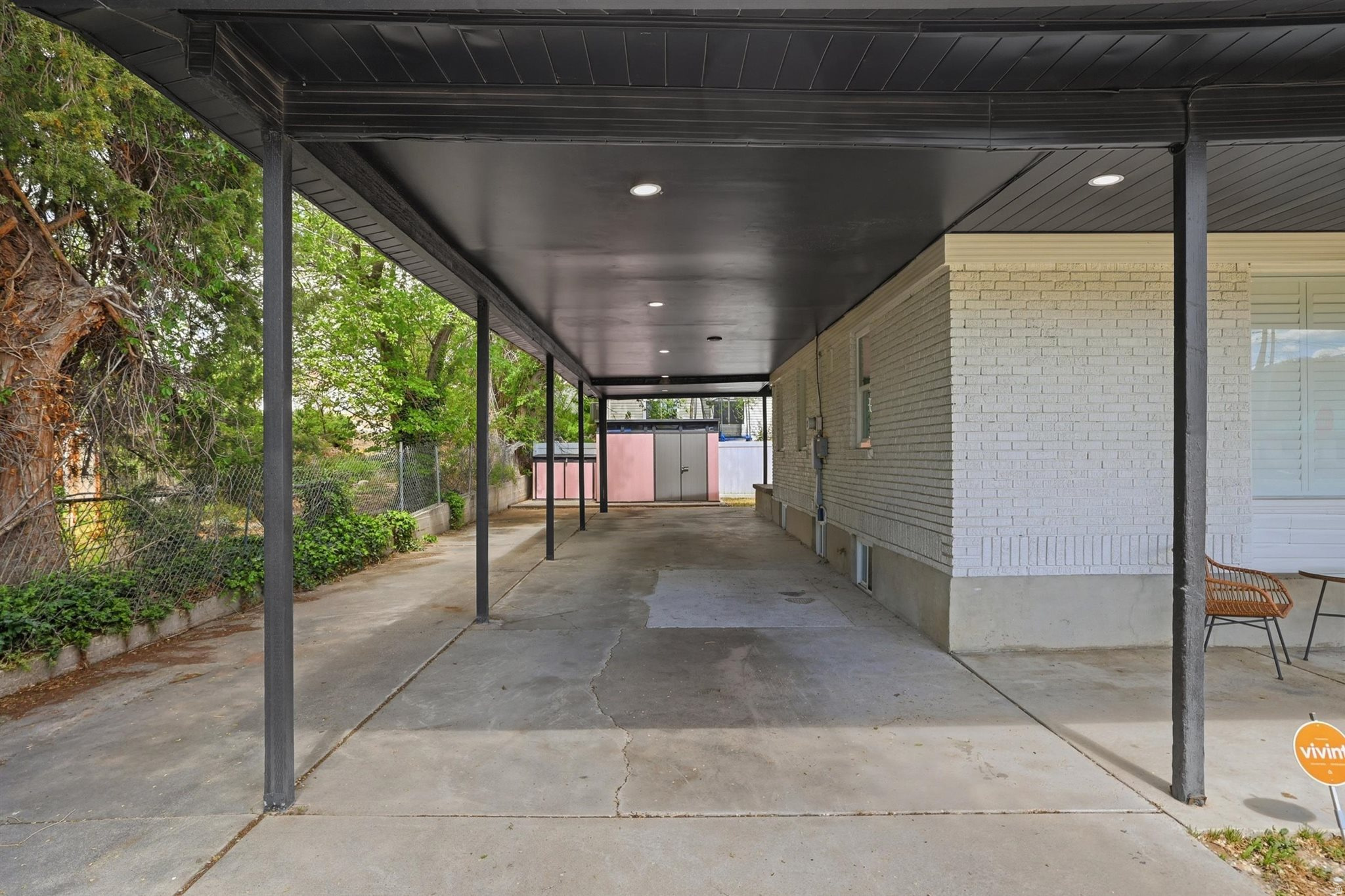 KRISTEN KOVE - Residential