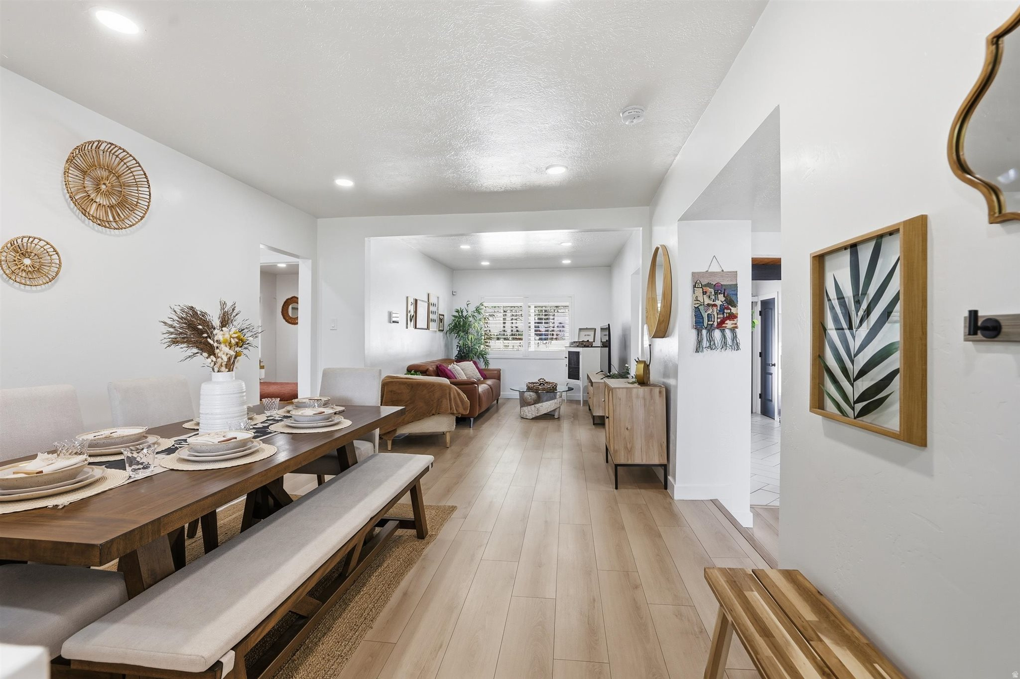 KRISTEN KOVE - Residential