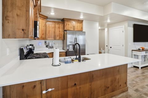 Tiny photo for 303 N CANTERBURY WAY W, Clearfield, UT 84015 (MLS # 2122815)