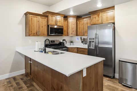 Tiny photo for 303 N CANTERBURY WAY W, Clearfield, UT 84015 (MLS # 2122815)