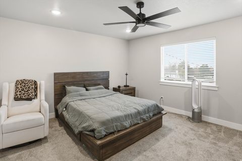 Tiny photo for 303 N CANTERBURY WAY W, Clearfield, UT 84015 (MLS # 2122815)