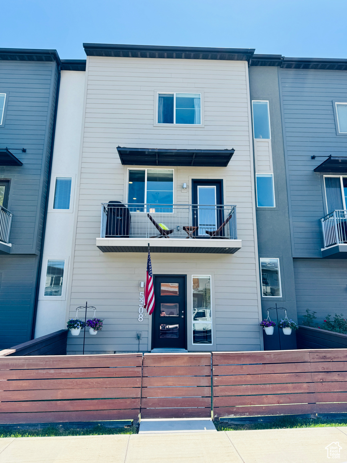 5308 W Solafax Ln, Herriman, Utah image 2