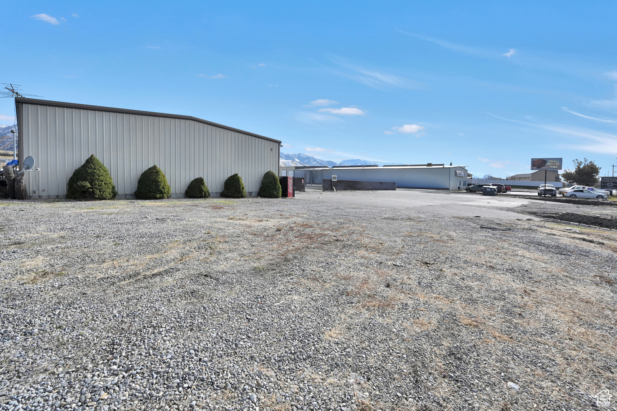 GUTKE SUBD - Commercial Sale