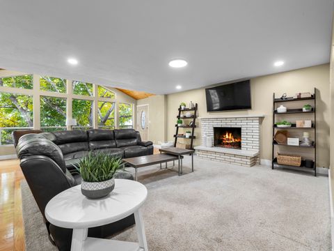 Tiny photo for 968 E 440 N, Springville, UT 84663 (MLS # 2123154)