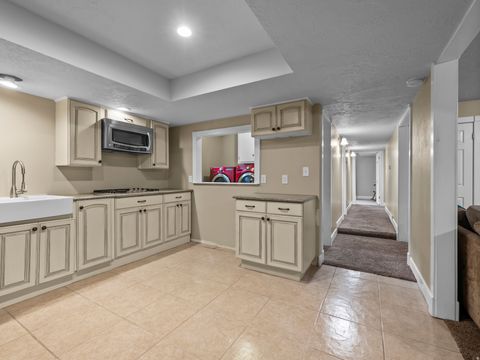 Tiny photo for 968 E 440 N, Springville, UT 84663 (MLS # 2123154)