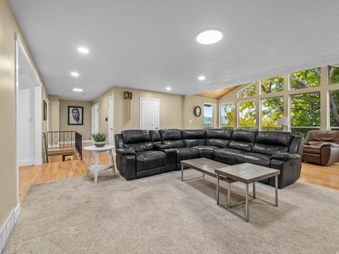 Tiny photo for 968 E 440 N, Springville, UT 84663 (MLS # 2123154)
