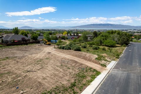 Tiny photo for 1018 E 300 S #2, Pleasant Grove, UT 84062 (MLS # 2129138)