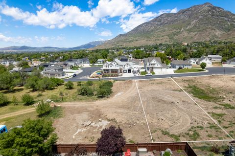 Tiny photo for 1018 E 300 S #2, Pleasant Grove, UT 84062 (MLS # 2129138)