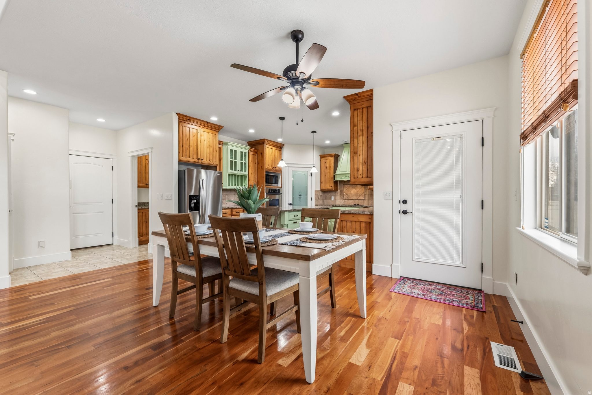 SUNRISE ESTATES - Residential