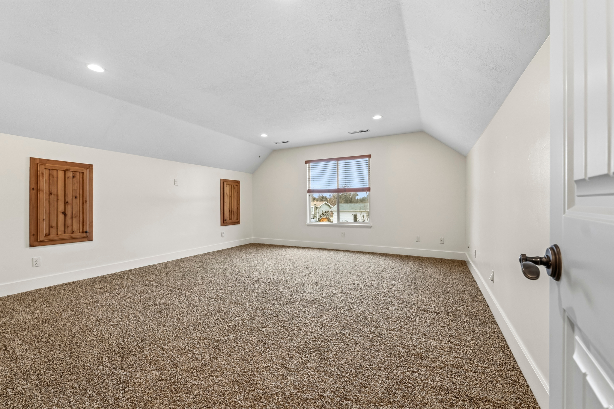 SUNRISE ESTATES - Residential