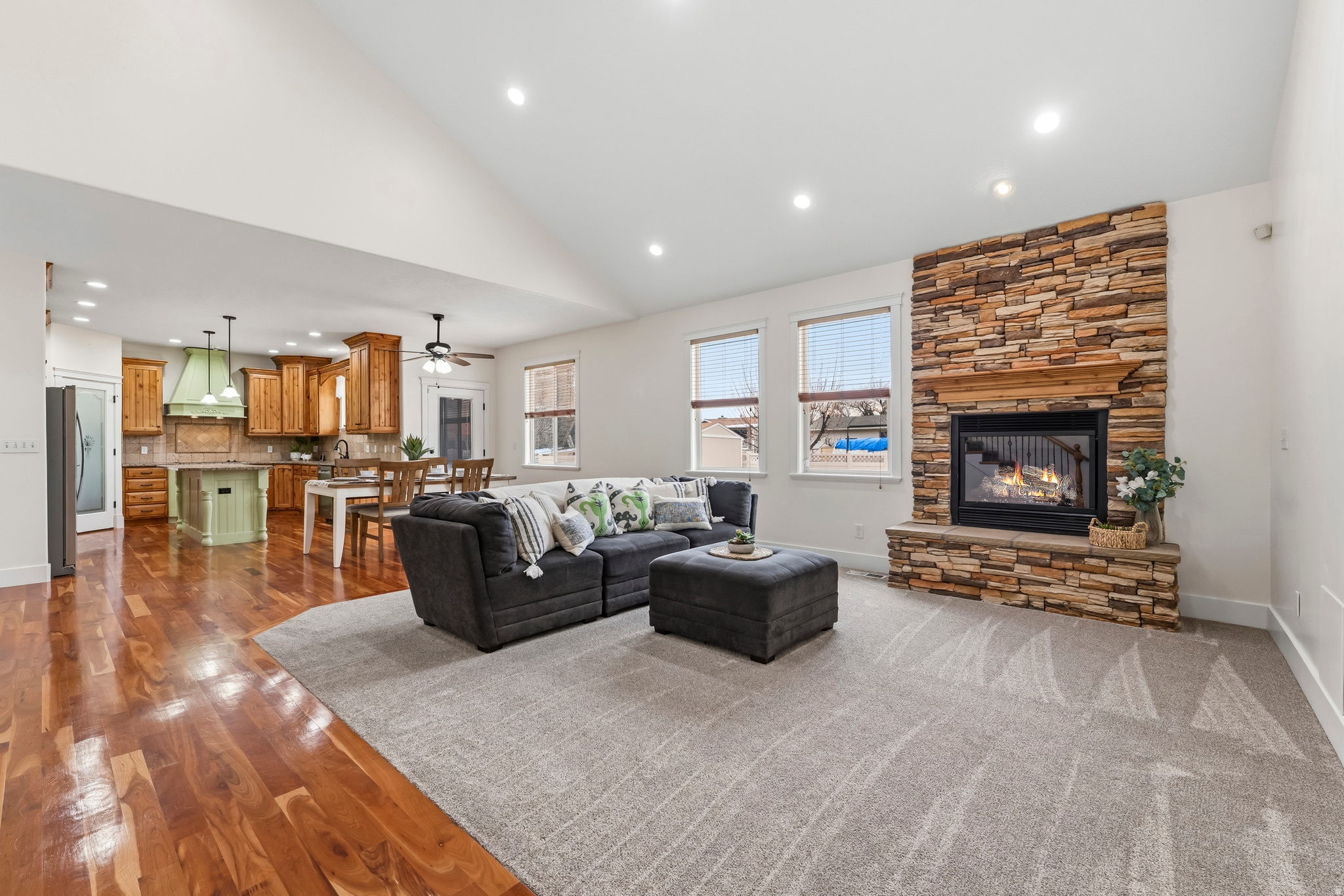 SUNRISE ESTATES - Residential