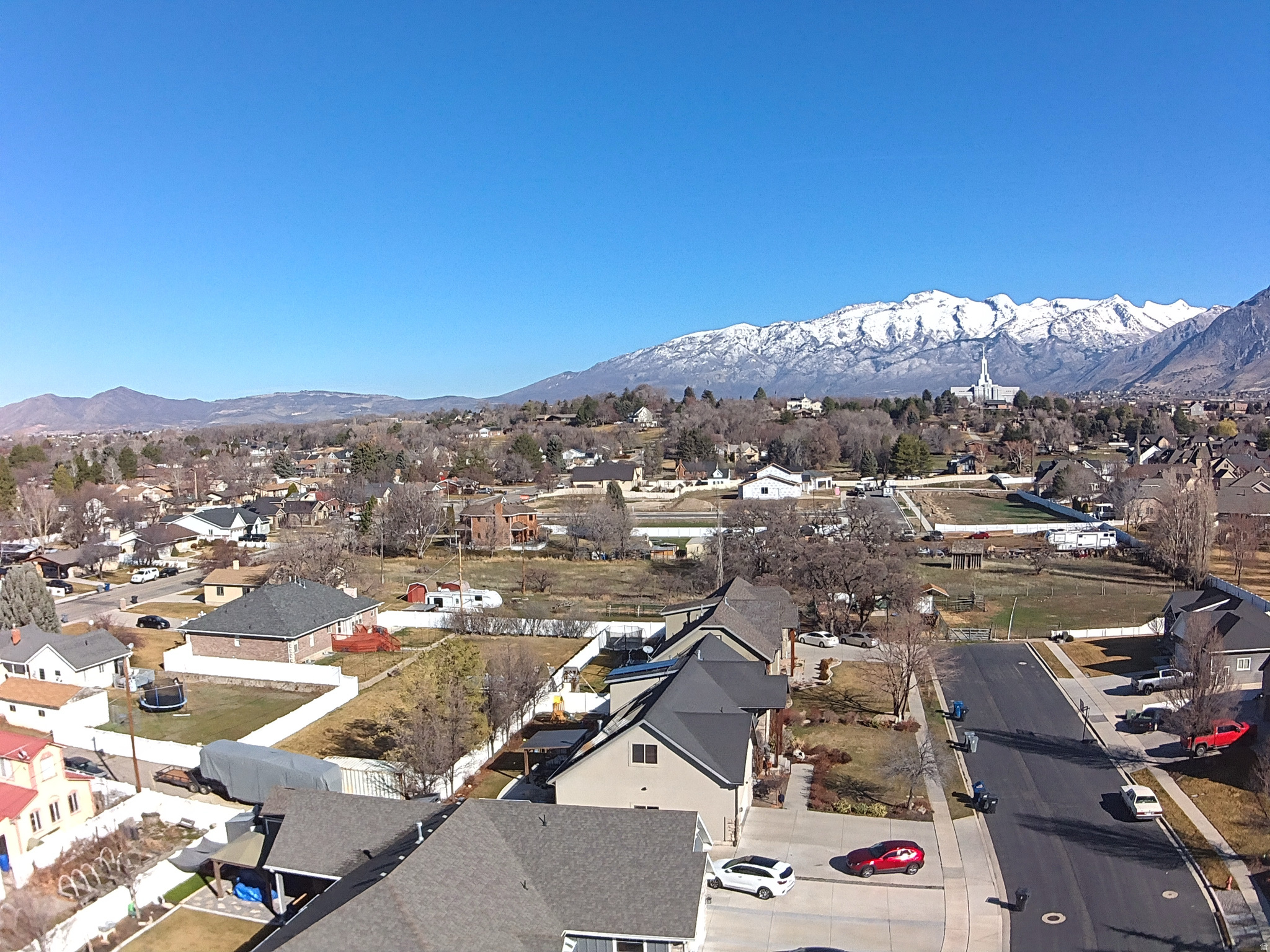 SUNRISE ESTATES - Residential