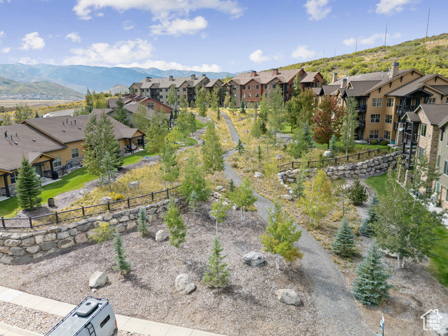 BLACK ROCK RIDGE - Residential