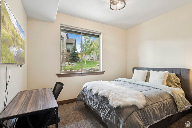 BLACK ROCK RIDGE - Residential