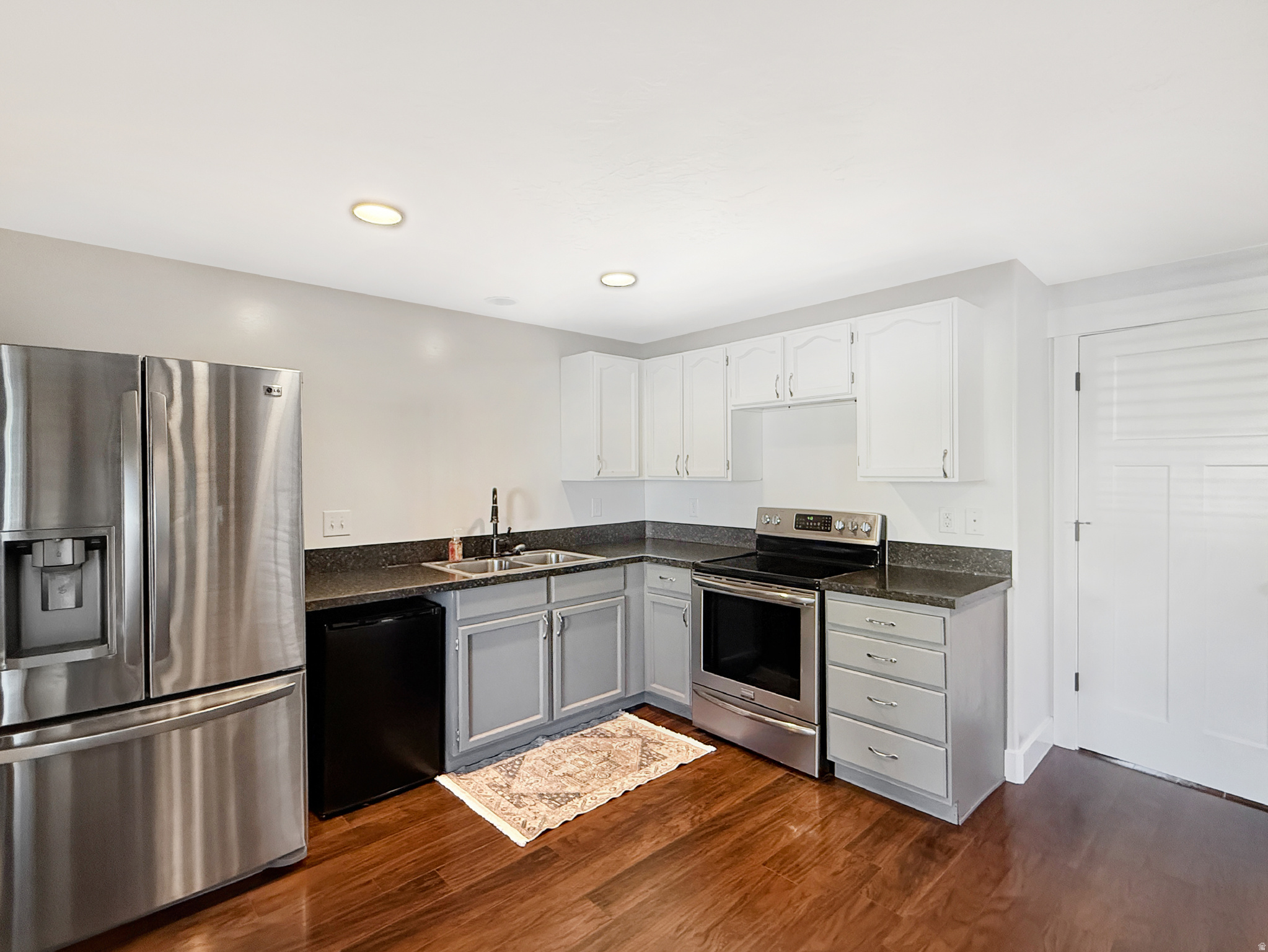 HOMES ESTATES - Residential