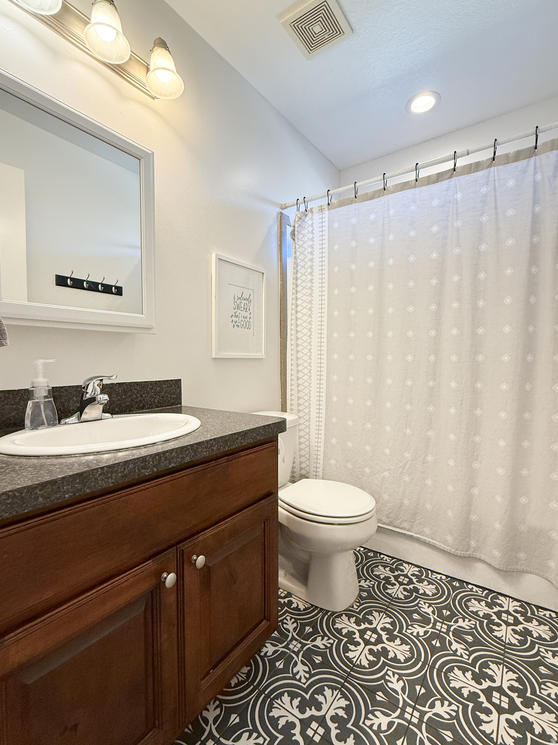 HOMES ESTATES - Residential