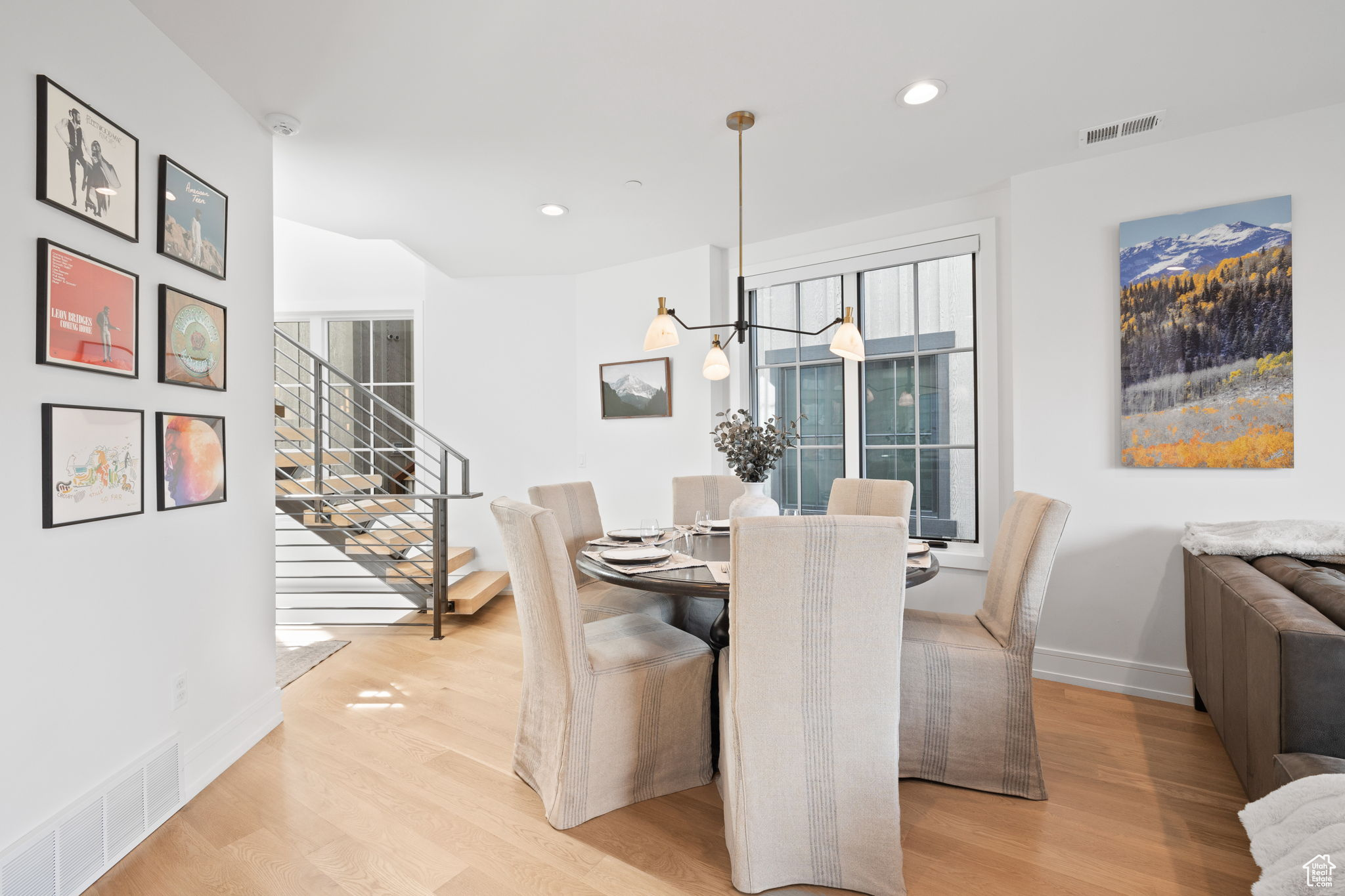 KINGS CROWN - Residential