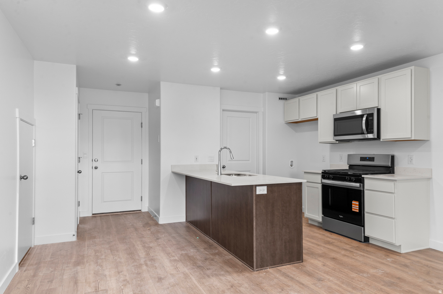 INVERNESS BY D.R. HORTON - Residential