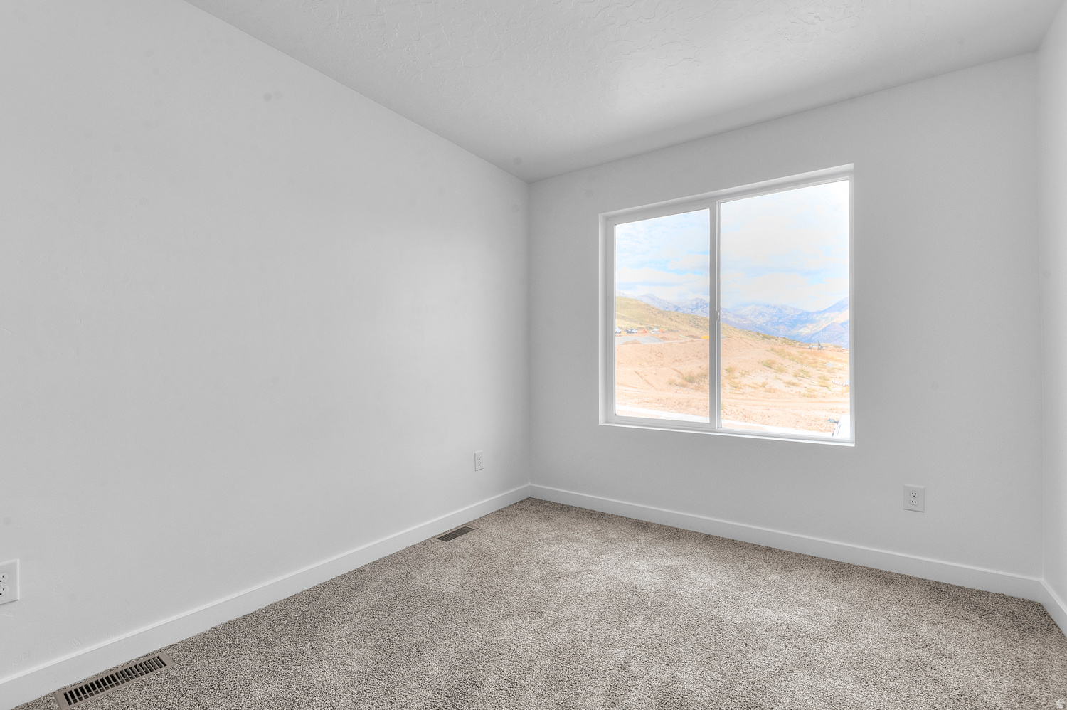 INVERNESS BY D.R. HORTON - Residential