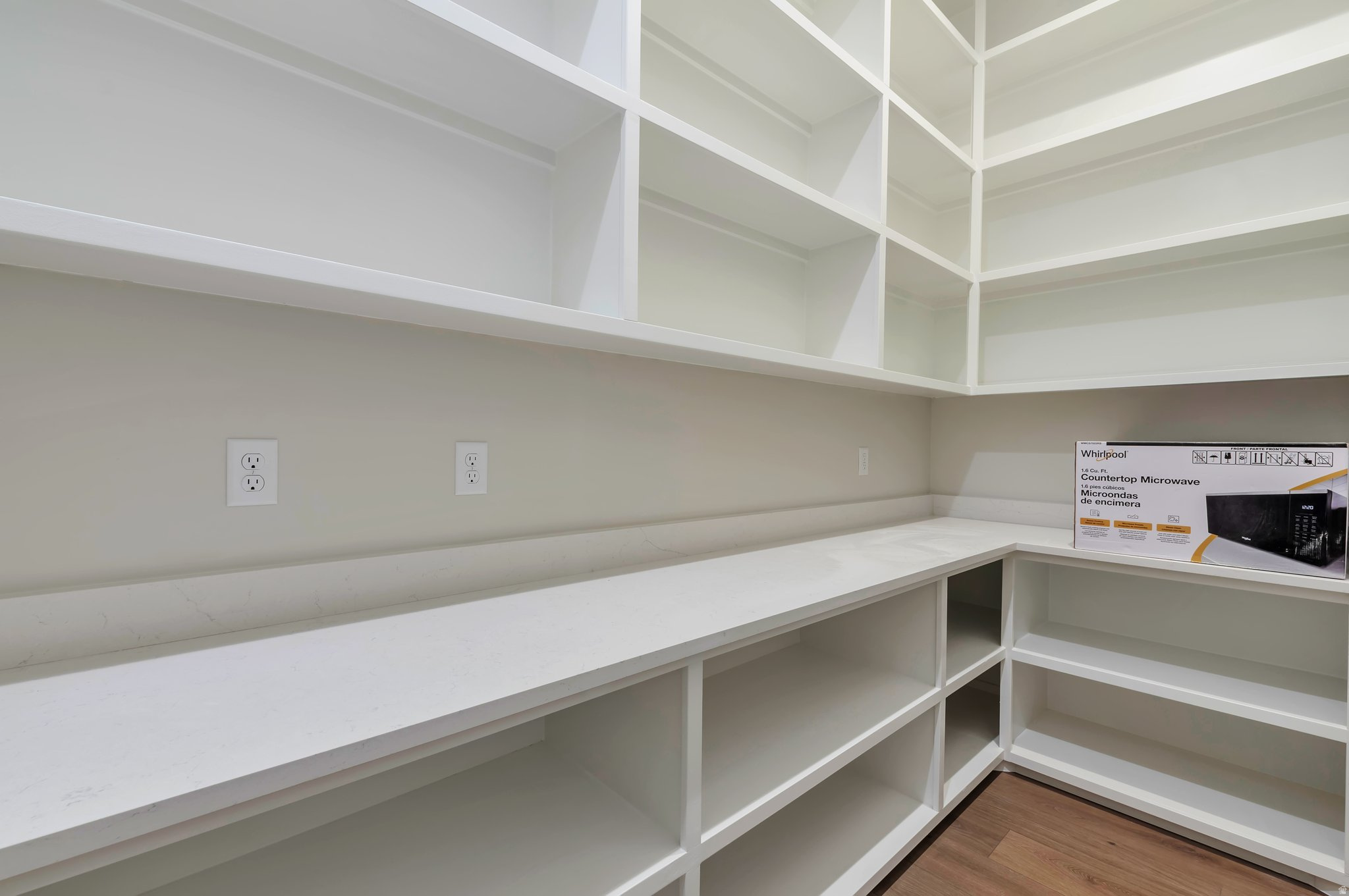 SUMMERHILL LANE - Residential